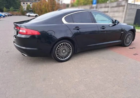 Jaguar XF cena 45000 przebieg: 157000, rok produkcji 2010 z Szamotuły małe 46